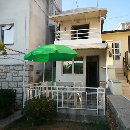 Ana * Crikvenica