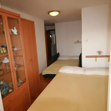 Ana Apartment