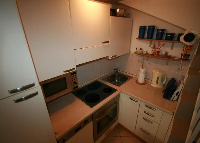 Ana Apartmán *